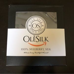 OLESILK Mulberry Silk-Lined Bonnet Beanie, Unisex, Size M, New in Box, Charcoal